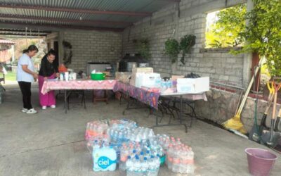 Entrega DIF Oaxaca alimentación solidaria a personas combatientes de incendios