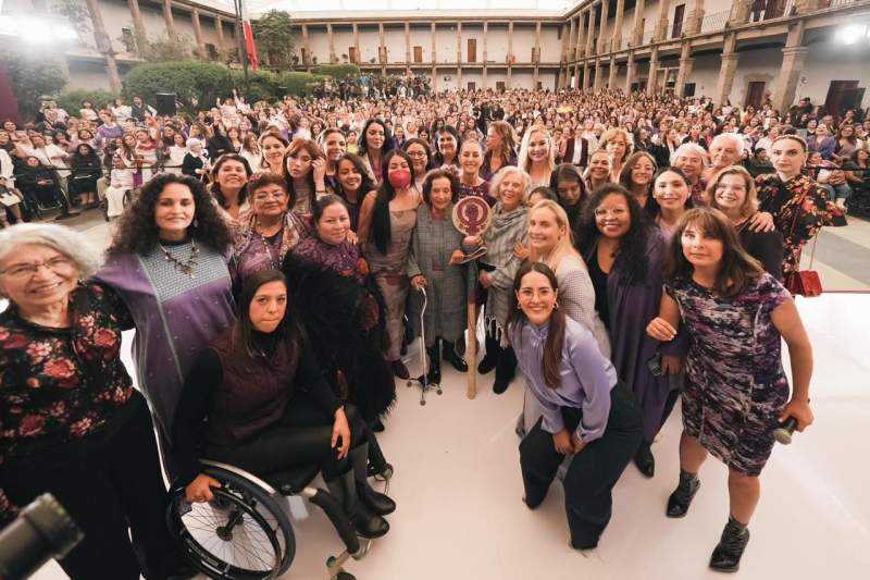 Es tiempo de las mujeres y de transformación. Nunca un México sin nosotras: Claudia Sheinbaum sostiene encuentro con mexicanas de todo el país