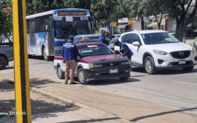 Fortalecen operativos de transporte público en Oaxaca para brindar un servicio seguro y regulado