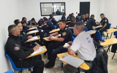 Instructores oaxaqueños se certifican en la Universidad de la Policía de la CDMX