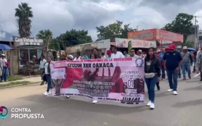 Marcha en Oaxaca La S-22 en el marco de la toma de protesta de Claudia Sheinbaum