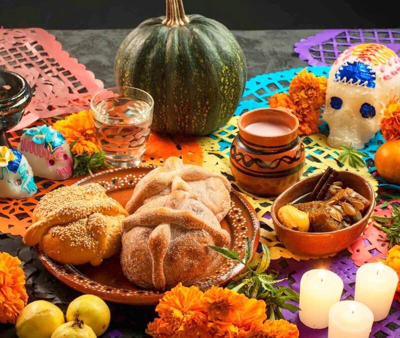 Recomienda IMSS Oaxaca no caer en excesos de comida durante festividades por Día de Muertos