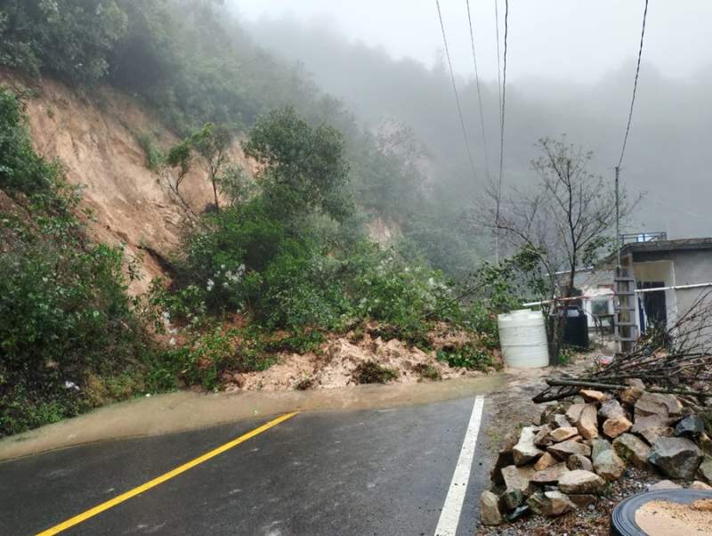 Se trasladan equipos Evaluadores de Daños a regiones afectadas por las recientes lluvias en Oaxaca