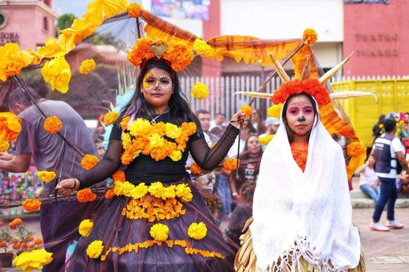 Celebran niñas, niños y adolescentes la segunda edición de Diverti Muertos