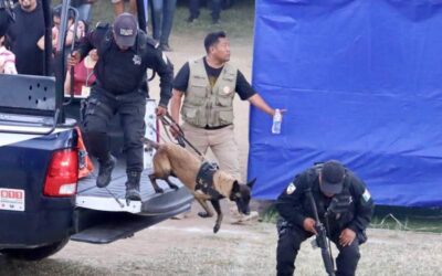 Con honores SSPC reconoce trabajo de agentes caninos de la Policía Estatal en retiro