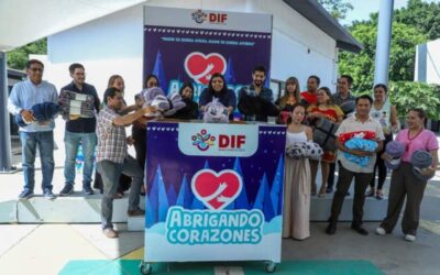 La Coordinación de Comunicación Social se une a la campaña Abrigando Corazones 2024