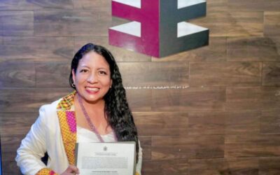 Recibe Nancy Benítez, del IEEPCO, constancia de mayoría certificada como Presidenta electa de Santa Cruz Xoxocotlán