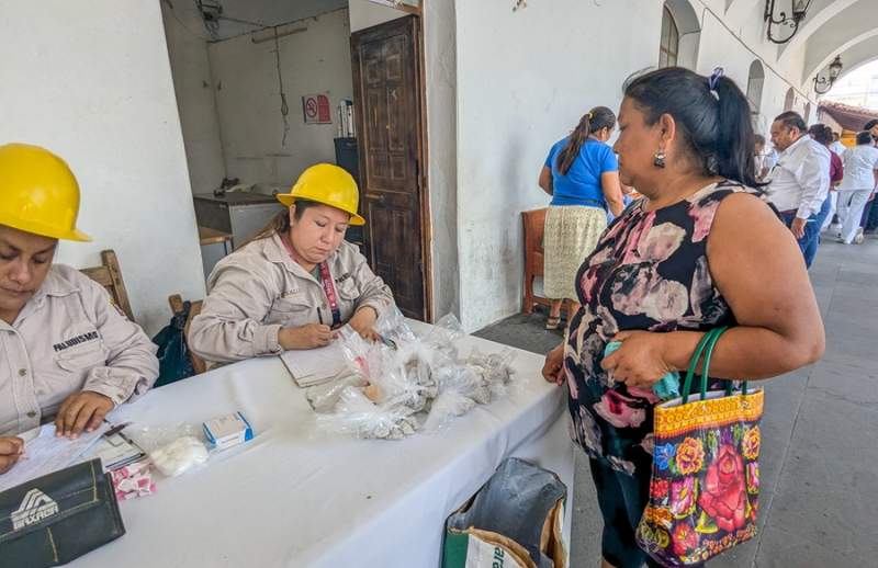 Se benefician más de 400 habitantes de Tehuantepec con Expo Salud en tu Comunidad