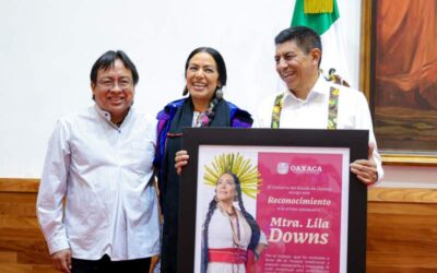 Reconoce Gobierno de Oaxaca aportación musical de Lila Downs en Latinoamérica y el mundo