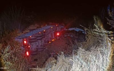 Fallece chofer de urban en accidente carretero