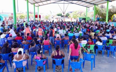 Entrega DIF Oaxaca más de 18 mil canastas alimentarias a familias costeñas afectadas por el huracán Erick
