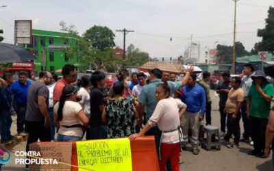 Falta de energía eléctrica genera bloqueo en la Central de Abasto