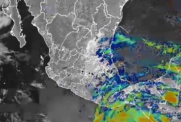 Pegan bandas delanteras de tormenta tropical Erick a costas de Oaxaca