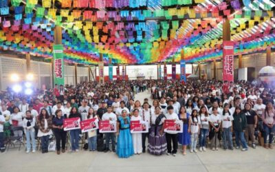 Entrega Salomón Jara más de mil tarjetas Joven que dan acceso a desarrollo integral a personas de 18 a 20 años