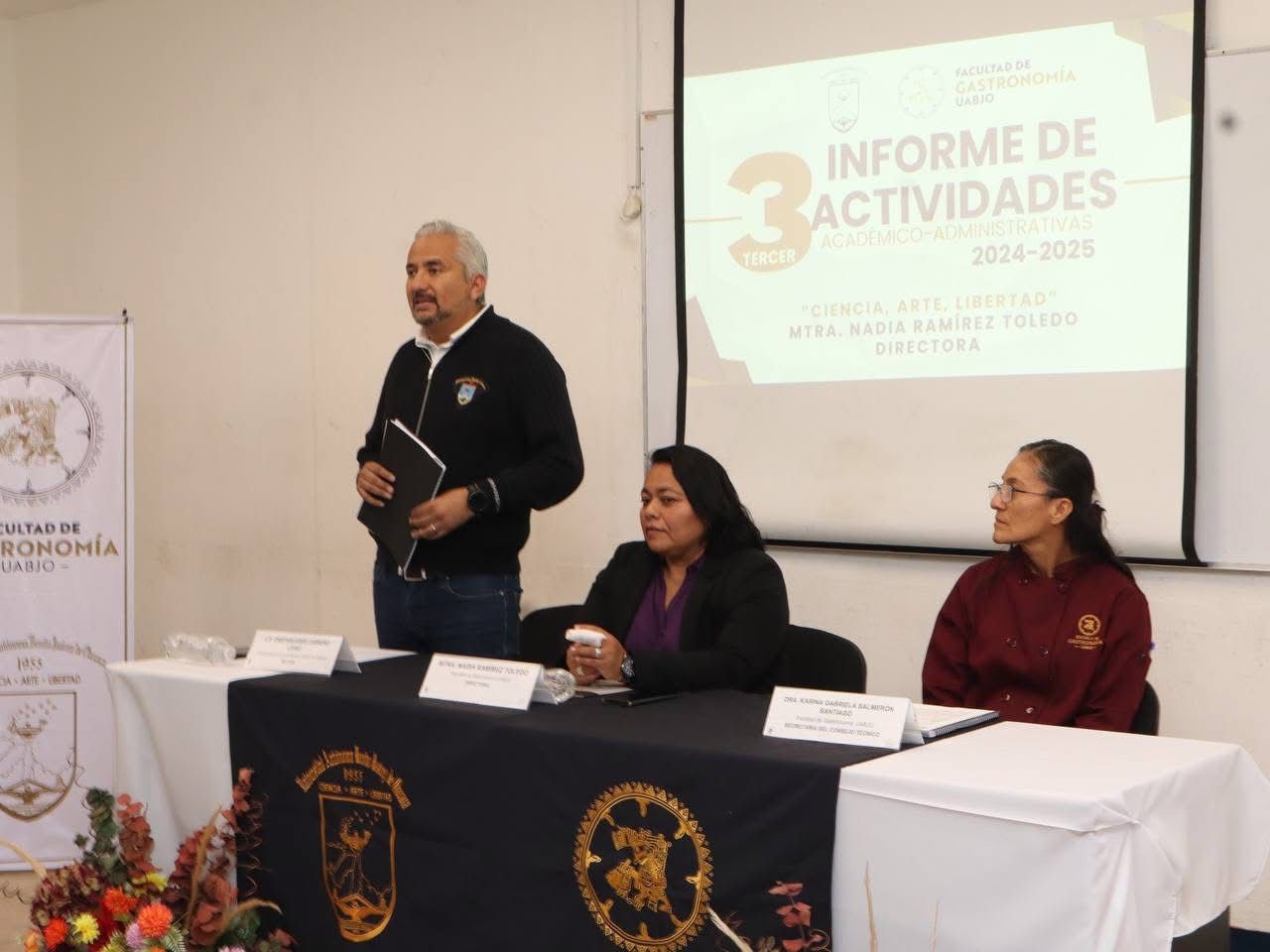CONSOLIDACIÓN ACADÉMICA DE LA FACULTAD DE GASTRONOMÍA UABJO, DESTACA LA DIRECTORA EN SU TERCER INFORME