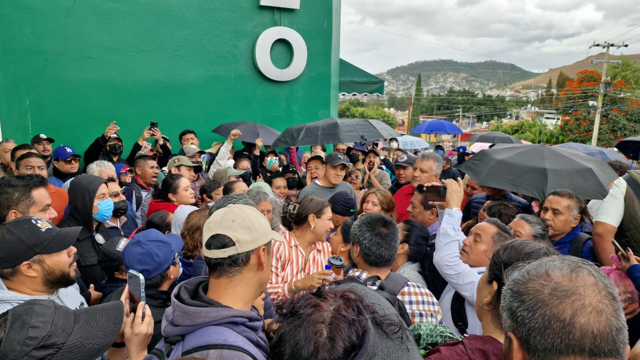 Burócratas reactivan sus protestas en Oaxaca; denuncian violaciones a sus derechos laborales tras la posible retención de impuestos