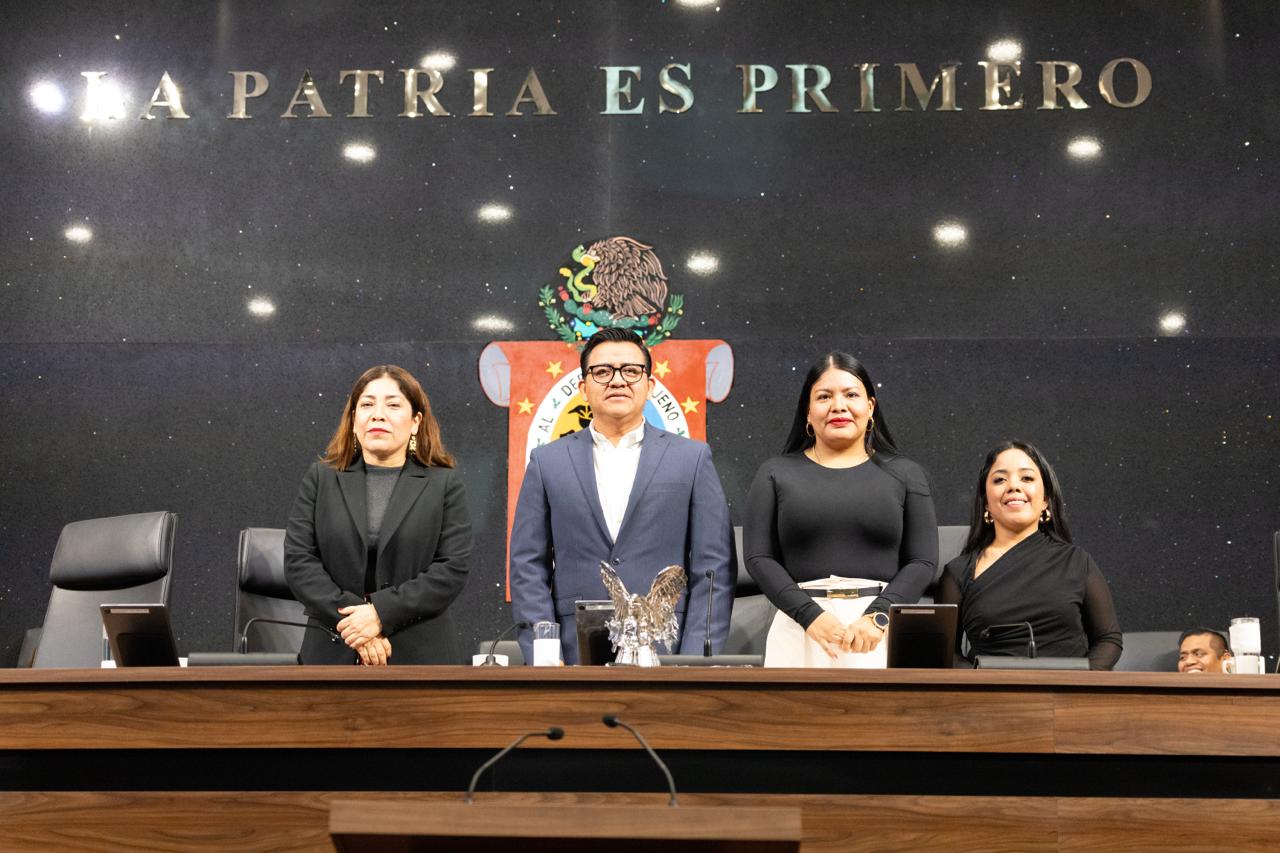 Presentan Iniciativas de Ley para incrementar penalidad por abuso sexual y el uso de uniforme neutro en escuelas públicas y privadas de Oaxaca