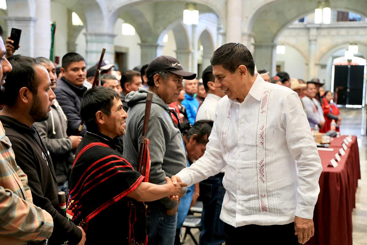 Reconoce Salomón Jara 45 años de lucha y resistencia del MULT
