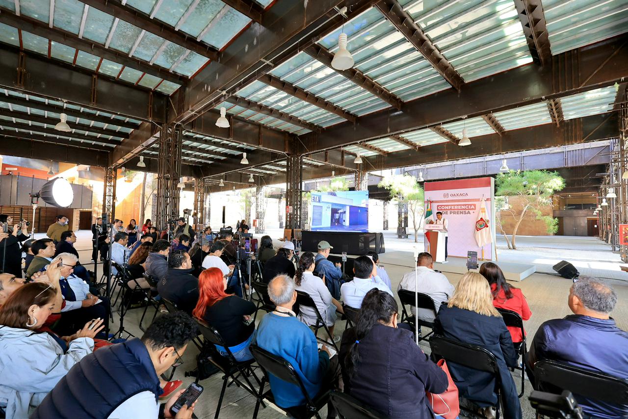 El Gobernador Salomón Jara anunció en su conferencia mañanera los siguientes cambios: