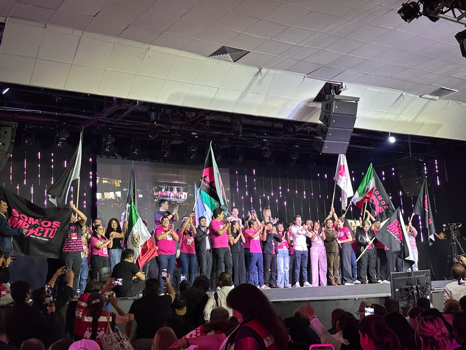 Somos México llevó a cabo este sábado su asamblea nacional constitutiva