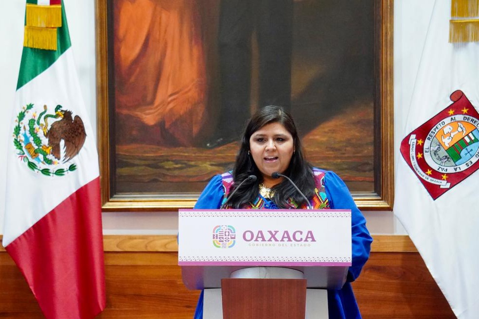 Agradece Salomón Jara trabajo, esfuerzo y profesionalismo de Elizabeth Álvarez como coordinadora de Comunicación Social
