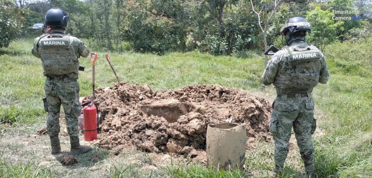 Localiza la Marina 2 tomas Clandestinas de Hidrocarburos en inmediaciones de San Juan Guichicovi y del Chamizal, Ixtaltepec, Oaxaca