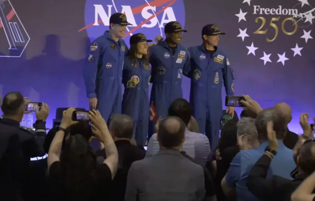 "Estamos unidos para siempre": astronautas de Artemis II aparecen públicamente por primera vez tras su regreso a la Tierra