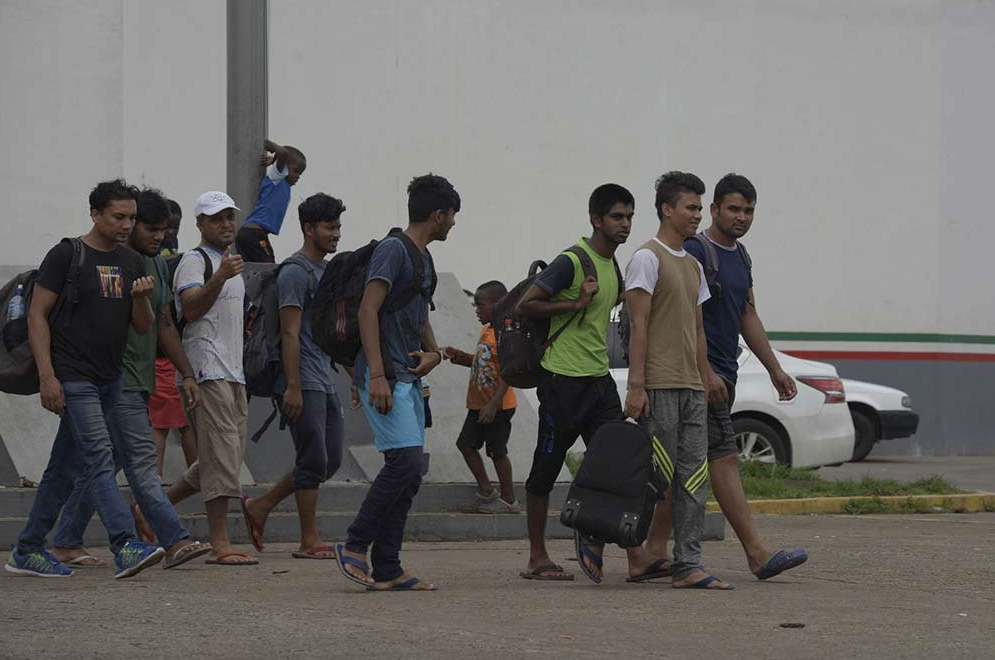 Cubanos deportados por Donald Trump quedan varados en México: acusa HRW