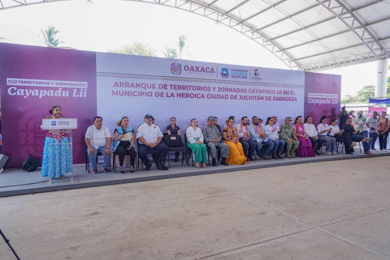 Arranca Tercera Etapa del "Plan Juchitán por la Paz": El Gobierno de Oaxaca lleva bienestar y justicia directamente a los hogares juchitecos