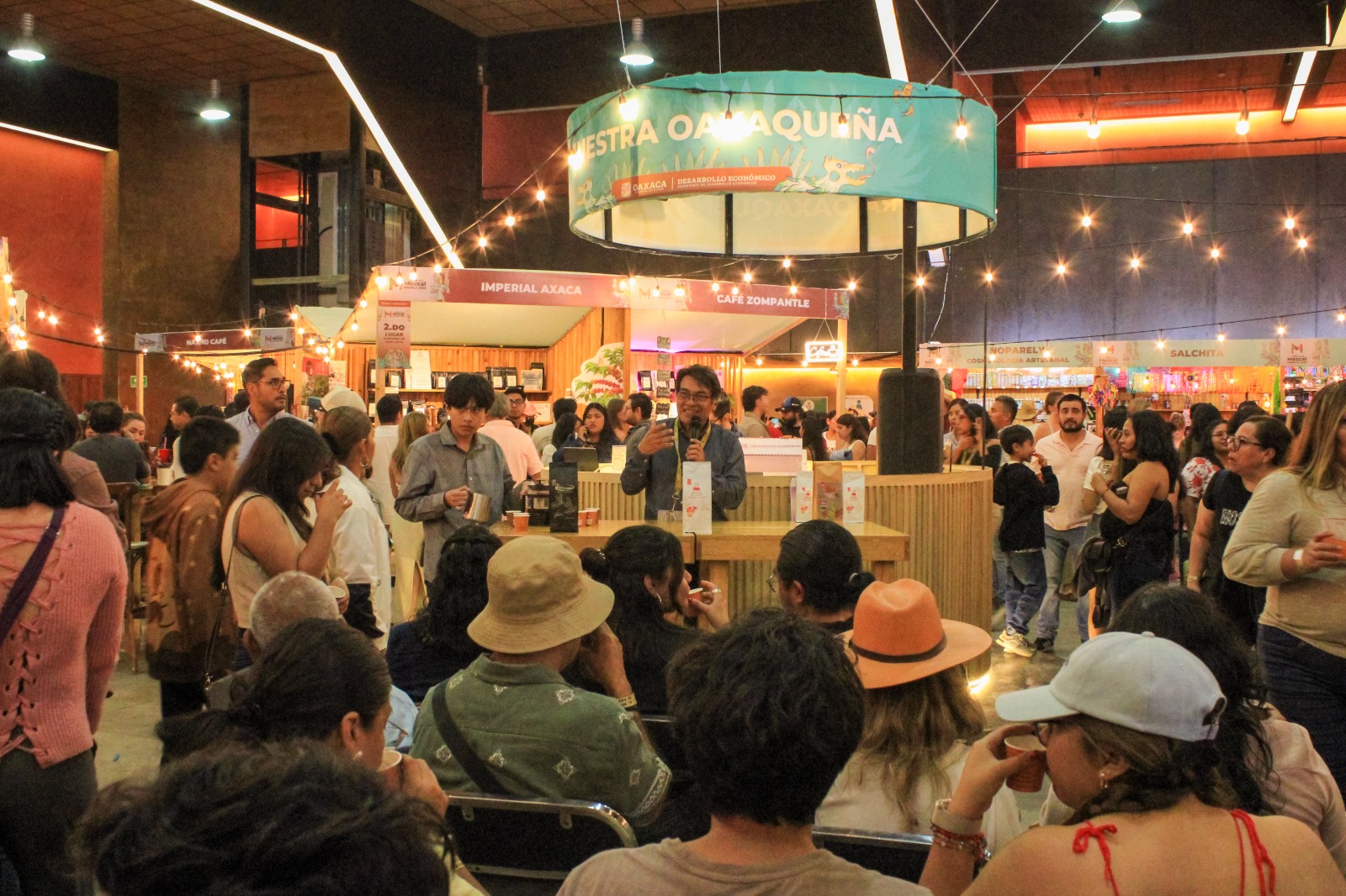 Más de 132 mil visitantes consolidan a la Feria del Mezcal 2026 como motor de desarrollo para Oaxaca