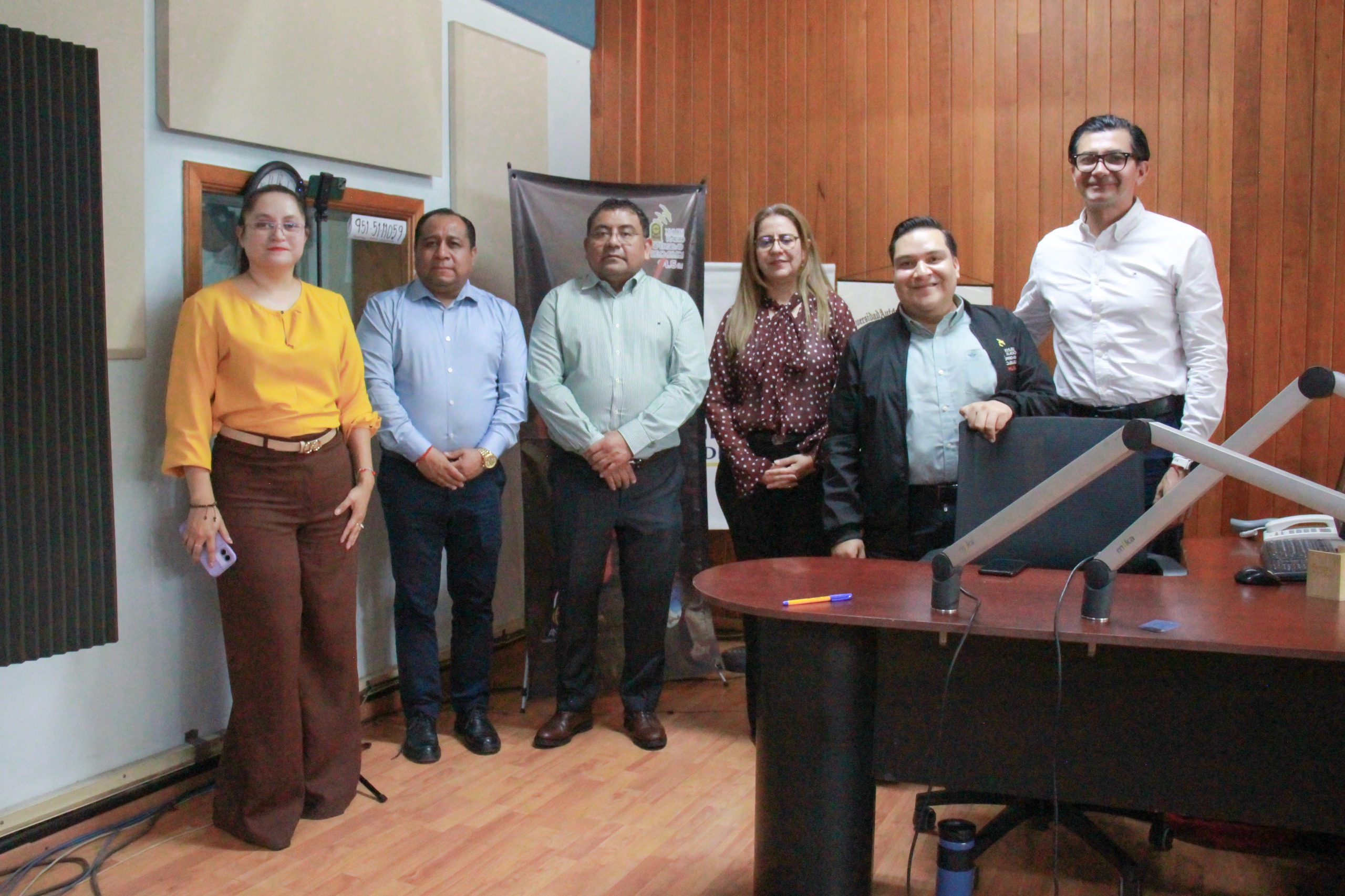 UABJO PROMUEVE SUS 200 AÑOS DE HISTORIA A TRAVÉS DE RADIO UNIVERSIDAD