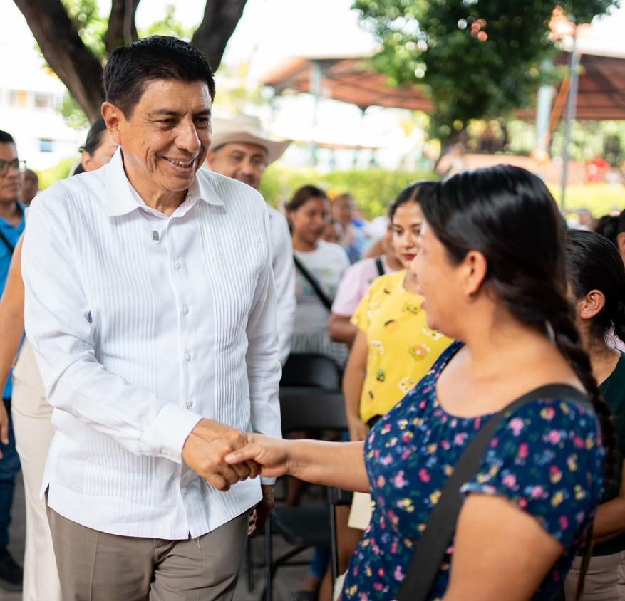 Mujeres de la Costa reciben impulso económico con Tarjetas Margarita Maza y Tandas Primavera