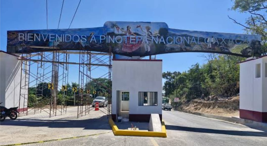 En Pinotepa 2 individuos terminaron sin vida luego de atacar a fuerzas de seguridad
